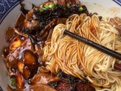 -沪西老弄堂面馆(定西路店)