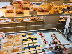 -85度C(生甜甜圈研究工坊·上海平凉店)