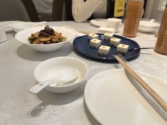 -品海楼·大连海胆锅贴馆(东港店)