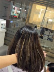 -镁连社·美联社