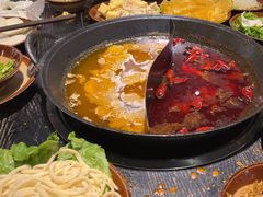 -冯校长老火锅(中联广场店)