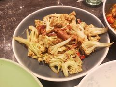 培根虾米煸菜花-港丽餐厅(高德置地店)