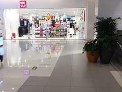 -优衣库(上海金桥国际商业广场店)