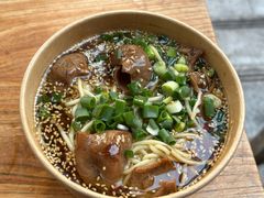 -秦云老太婆摊摊面(长嘉汇两江峯店)