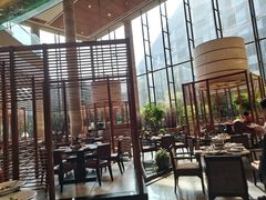 -松山湖凯悦酒店·Café自助餐厅·周末火舞秀表演