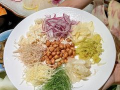 -得意咚瓜·顺德鱼生·冬瓜火锅(深圳首店)