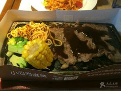 -必胜客(银盆路店)