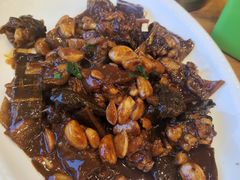-侬佳蒸菜馆(听潮店)