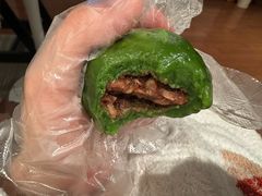 艾叶枣泥核桃青团-王家沙点心店(南京西路总店)