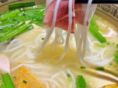蒙自过桥米线-南蛮子(进贤路店)