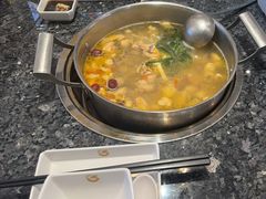 -一席地·本地鸡窝·杭帮鸡火锅(萧山银隆百货店)