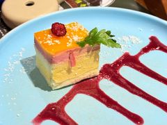 -米德维奇俄式西餐厅(西六道街店)