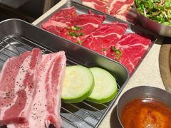 -蚂蚁洞·烤肉大营地(上海静安大悦城店)