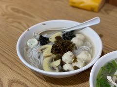鱼丸米线-老滕家过桥米线(金鱼胡同店)