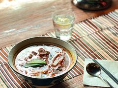 酸辣面-源一咖啡馆(麒麟巷步行街店)