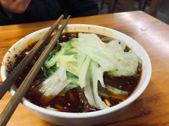 包包白-蒋六十八梯眼镜面(渝中店)