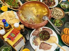 -三锅莊·牦牛肉火锅·香格里拉特色藏餐宴请餐厅(菱角塘路店)