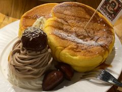 马龙栗蓉挞梳乎厘班戟-Ufufu cafe(天神巷店)