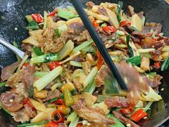 -牛八宝桂林米粉(八里庄店)