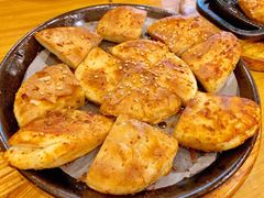 东镇烤特色火烧-老东镇啤酒屋海鲜加工·蒸汽海鲜·海鲜烧烤(台东店)