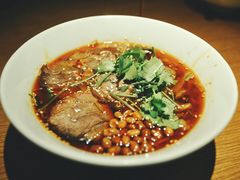 牛腱子泡椒酸辣粉-村外有星光小食铺(长嘉汇店)