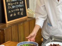 -沪西老弄堂面馆(定西路店)