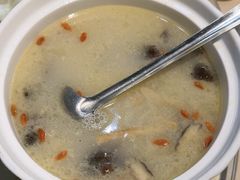 -牛头鱼庄·地道广西菜(西明店)