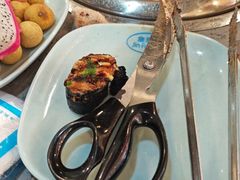 -金滏山·烤肉海鲜火锅自助(襄阳万达店)