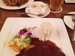 -宝莱纳啤酒花园餐厅PAULANER BRAUHAUS Nanjing(广州路店)