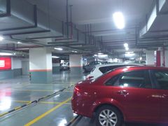 场地-百联又一城停车场