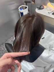 -Tloml salon