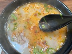 -万红路羊汤烧饼店(将台路店)