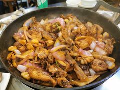 -胡须佬鸡煲四季火锅店(石厦西村直营店)