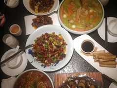 -万重锦·人文川菜馆(骡马市店)