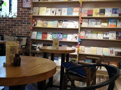 -晓风书屋(大学路店)
