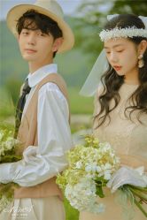 -易摄影婚纱摄影工作室