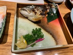 盐烤三文鱼头-江户前寿司(好运街店)