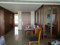 -三亚湾海居铂尔曼度假酒店