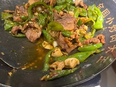 -费大厨辣椒炒肉(高铁吾悦广场店)