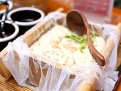 -老街坊美食汇(玉兰大街店)