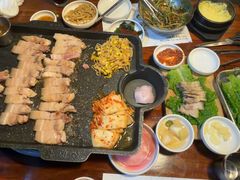 -Dombe豚(黑猪肉街店)