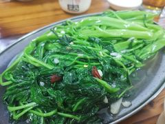 -周良天山牛杂城(天山路总店)