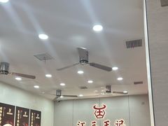 -江三王记牛杂馆(总店)