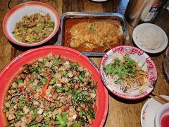 -兔槽江湖菜·重庆璧山兔(水围店)