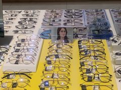 -J-Optical佳视明眼镜·蔡司视觉(青岛金茂览秀城店)