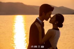 -莫兰迪婚纱摄影