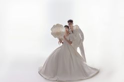 -芭莎视觉婚纱摄影(花溪店)