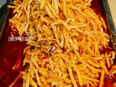 -红鼻子桂林米粉(金唐新光界店)