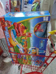 -逝水玩具折扣店