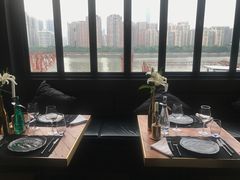 卡座-AZUL by FUEL蓝色·法式酒馆(琶醍店)